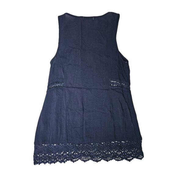 Navy Blue Tank Top Women's Size XS Front Lace Detail Shirt Maurice's - Picture 4 of 8